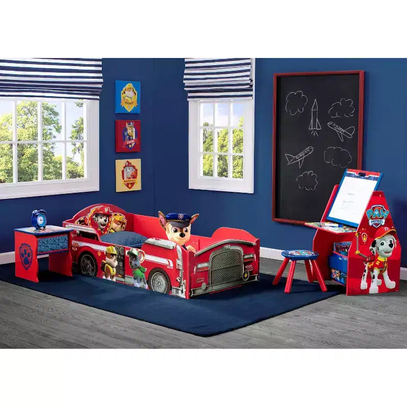 Lit d'enfant en bois pour tout-petits -: Lit d'enfant multicolore, cadre en plastique