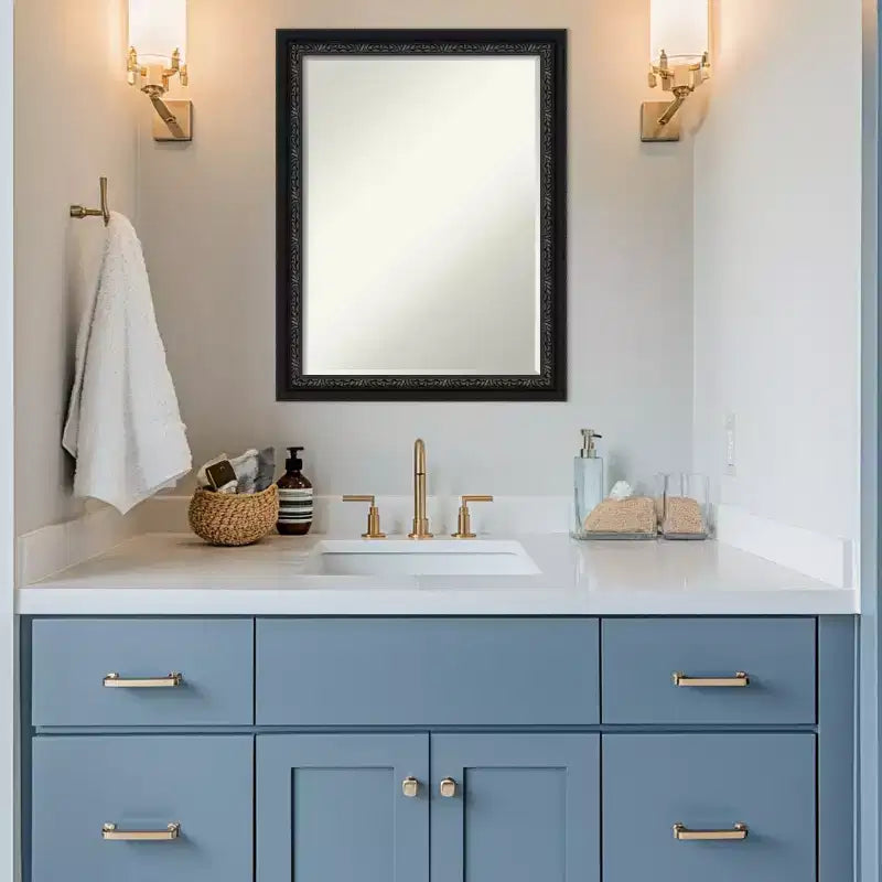Miroir mural de salle de bain en bois biseauté noir, petite taille, 27,5 x 21,5 po.