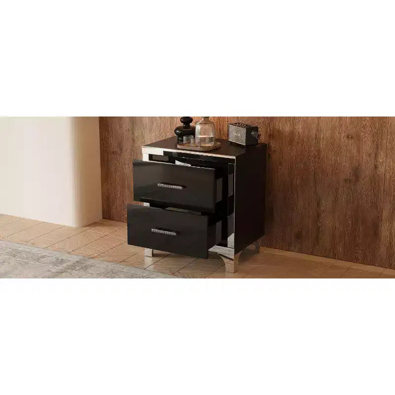 Table de chevet 2 tiroirs élégante, moderne, laquée brillante avec accents de miroirs pour chambre à coucher ou salon