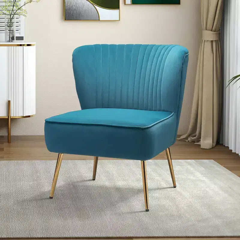 Fauteuil d'appoint en velours avec piètement en métal doré