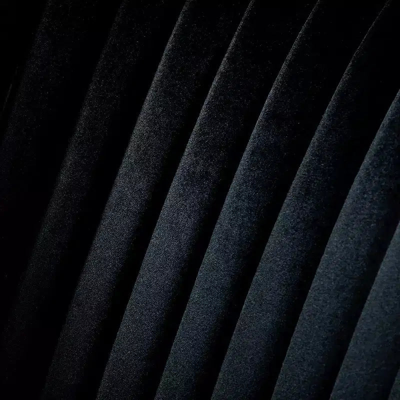 Fauteuil d'appoint en velours avec piètement en métal doré